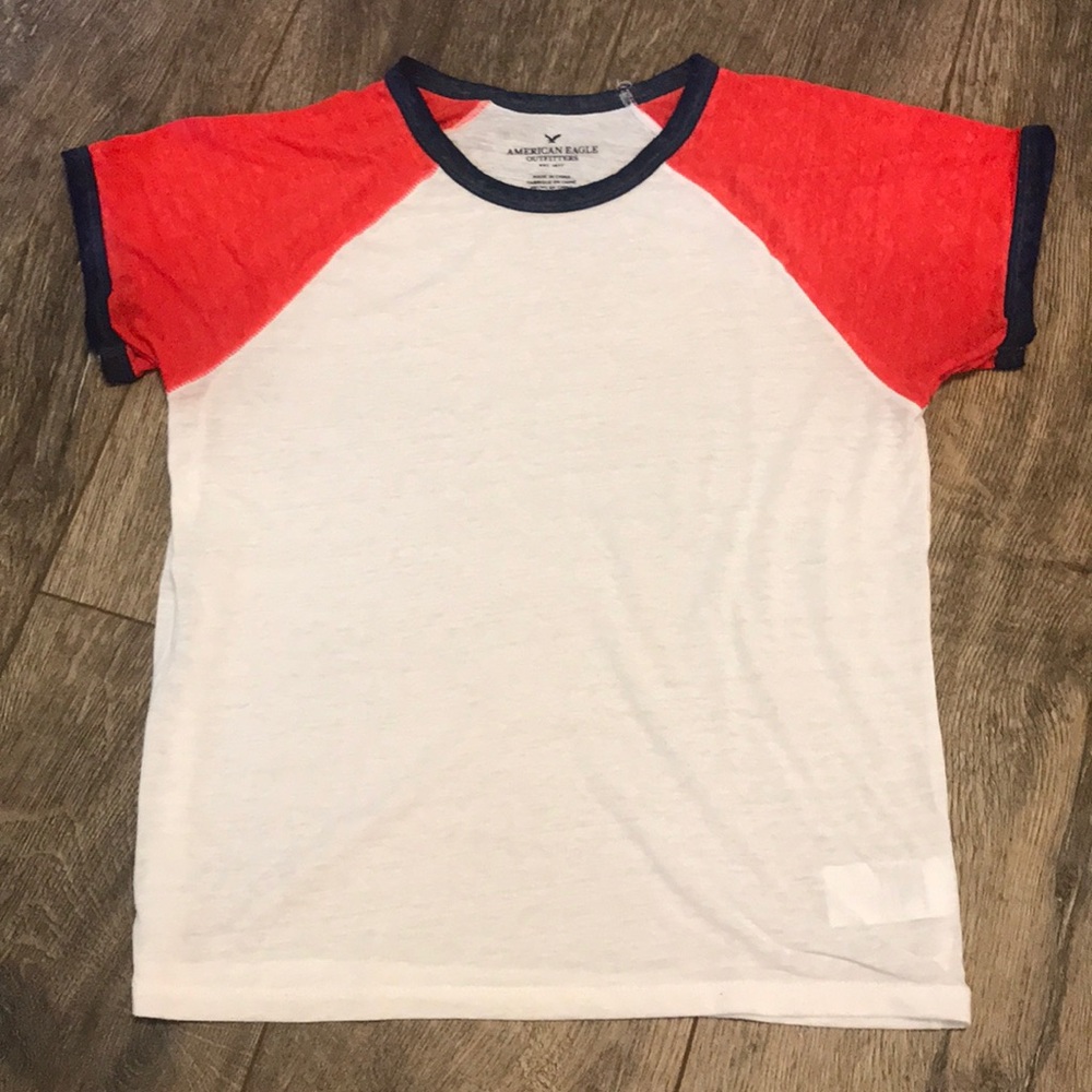 American Eagle T-shirt